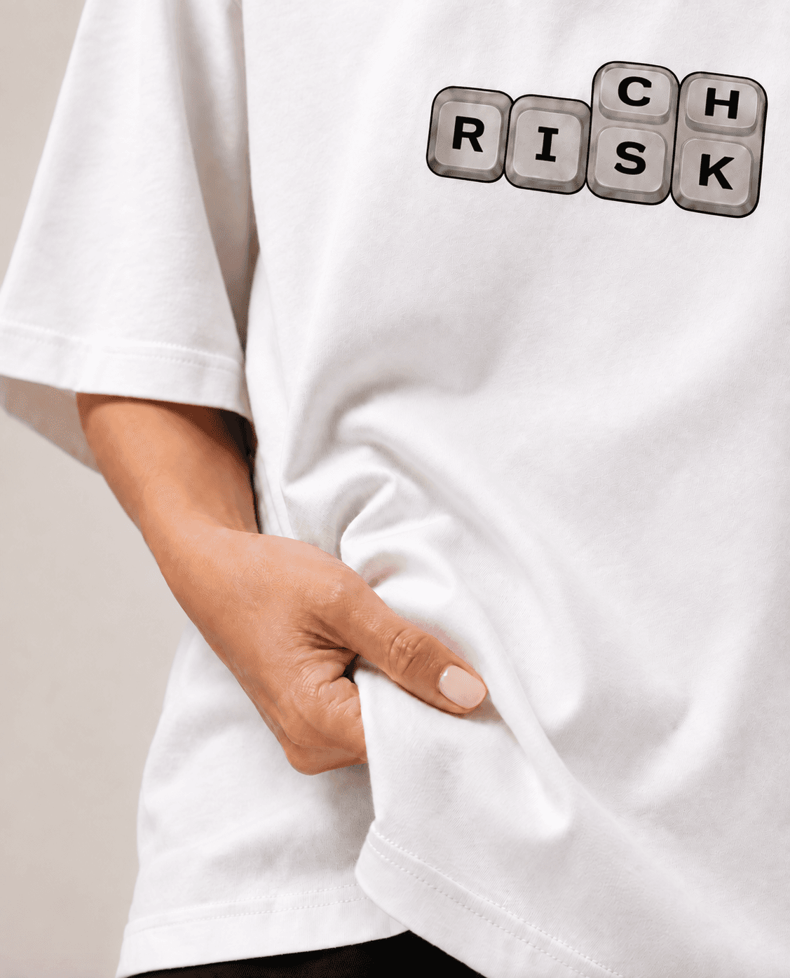 Risk / Rich Keycap Graphic Oversized T-Shirt