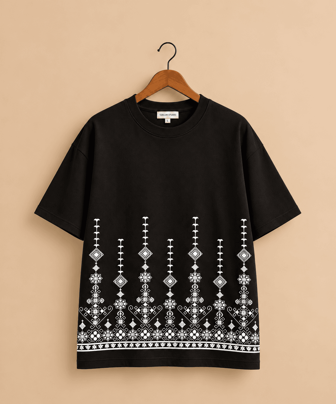 Ornamental Hem Graphic Oversized T-Shirt